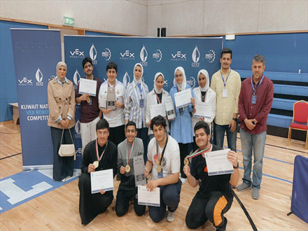 فاز فريق متعلمي مركز صباح الاحمد للموهبة والابداع  🥇بالمركز الأول🥇 في مسابقة  Vex Robotics Competition المنظمة من قبل جامعة الخليج للعلوم والتكنولوجي